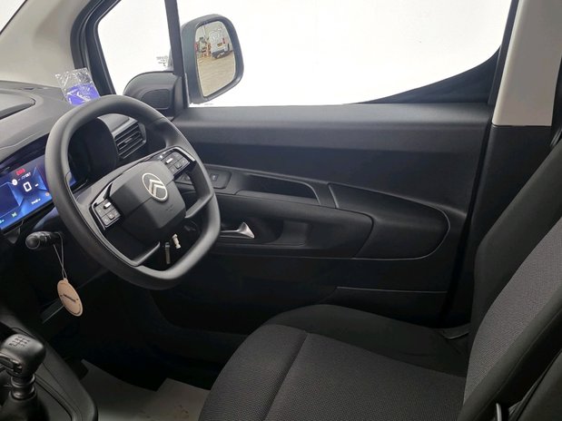 Citroen Berlingo BERLINGO XL DIESEL 1.5 Blue HDi 100ps Van Driver 14