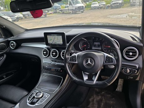 Mercedes-Benz GLC 2.1 GLC220d AMG Line SUV 5dr Diesel G-Tronic 4MATIC Euro 6 (s/s) (170 ps) 47