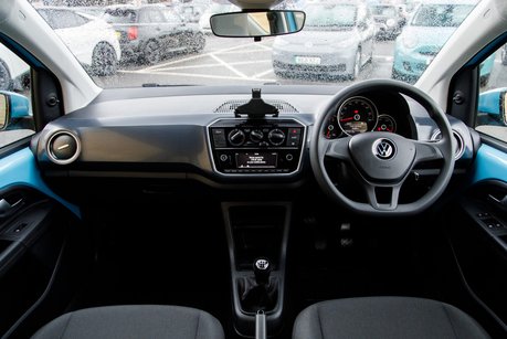 Volkswagen Up BASE