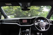 Volkswagen Touareg 3.0 TDI V6 R-Line Tiptronic 4Motion Euro 6 (s/s) 5dr 8