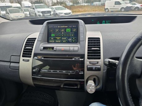 Toyota Prius 1.5 T3 CVT 5dr 36