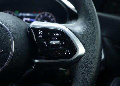Jaguar E-Pace 1.5 P300e 11.5kWh R-Dynamic SE Black SUV 5dr Petrol Plug-in Hybrid Auto AWD 40