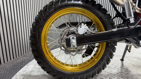 Bluroc Motorcycles Hero 2026 ONLY 10KM 1 OWNER ENDURO SCRAMBLER BIKE 125CC 20