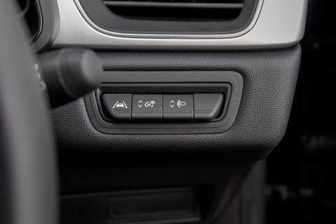 Renault Captur TECHNO E-TECH 15