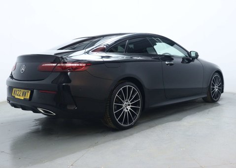 Mercedes-Benz E Class 2.0 E300h MHEV AMG Line Night Edition (Premium Plus) Coupe 2dr Petrol Hybri 11