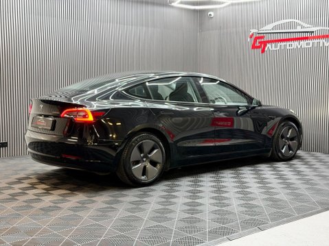 Tesla Model 3 Standard Range Plus Auto RWD 4dr 7