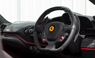 Ferrari 488 Pista 11