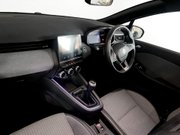 Renault Clio 1.0 TCe techno Hatchback 5dr Petrol Manual Euro 6 (s/s) (90 ps) Air Con - A 14