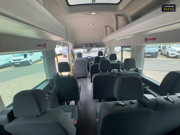 Ford Transit Minibus XLWB L4H3 High Roof 17 Seats Camera Trend SELECT 23
