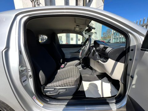 Toyota Iq VVT-I IQ2 21
