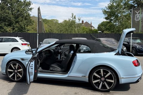Bentley Continental GT V8 S CONVERTIBLE MULLINER DRIVING SPEC - GLACIER BLUE - LOW MILEAGE 17