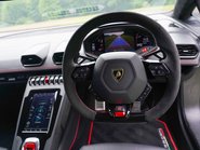 Lamborghini Huracan LP 640-4 EVO 11