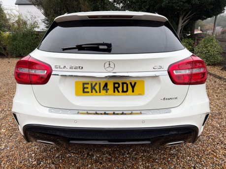 Mercedes-Benz GLA 2.1 GLA220d AMG Line (Premium Plus) SUV 5dr Diesel 7G-DCT 4MATIC Euro 6 (s/ 10