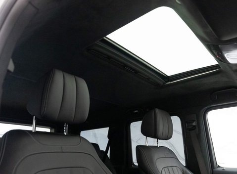Mercedes-Benz G Series G 350 D 4MATIC AMG LINE PREMIUM 8