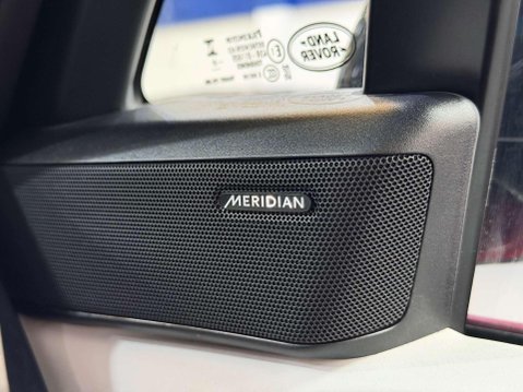 Land Rover Range Rover Sport 4.4 P530 V8 First Edition SUV 5dr Petrol Auto 4WD Euro 6 (s/s) (530 ps) 57