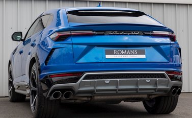 Lamborghini Urus 3
