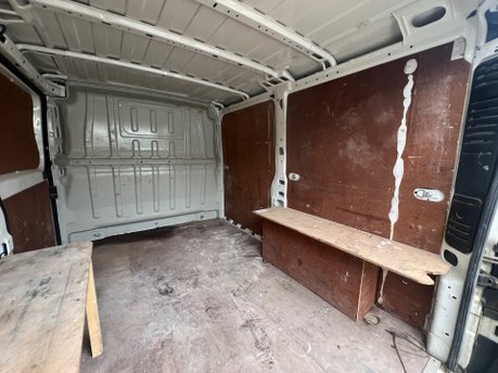 Peugeot Boxer BLUEHDI 333 L1H1 PROFESSIONAL P/V 20