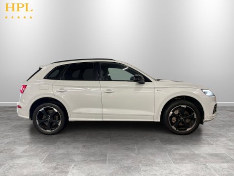 Audi Q5 2.0 TDI 40 Black Edition SUV 5dr Diesel S Tronic quattro Euro 6 (s/s) (190 8