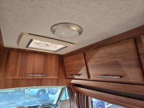 Renault Master 2 Berth Motor Home 37