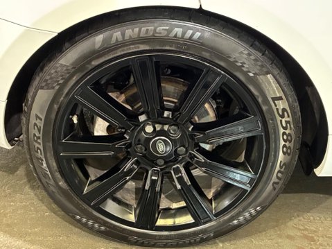 Land Rover Range Rover Sport 3.0 SD V6 HSE Dynamic Auto 4WD Euro 6 (s/s) 5dr 40