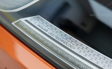 Jaguar F-Pace SVR 35