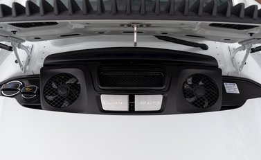 Porsche 911 Carrera GTS (991.2) 29