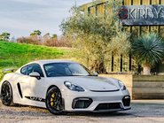 Porsche 718 Cayman GT4 PDK 2