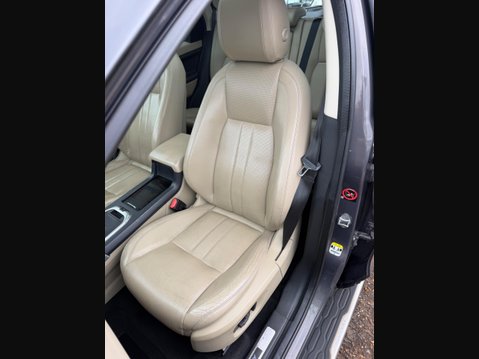 Land Rover Discovery Sport 2.0 TD4 HSE Auto 4WD Euro 6 (s/s) 5dr 18