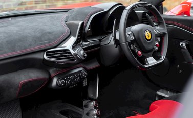 Ferrari 458 Speciale 14