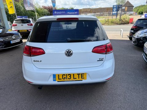 Volkswagen Golf 1.6 TDI BlueMotion Tech SE DSG Euro 5 (s/s) 5dr 12