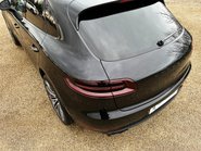 Porsche Macan TURBO PDK 30