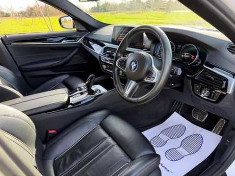BMW 5 Series 3.0 530d M Sport Touring Auto xDrive Euro 6 (s/s) 5dr 31