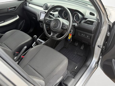 Suzuki Swift 1.2 Dualjet 83 12V Hybrid SZ-L 5dr 21