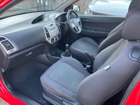 Hyundai i20 1.2 CLASSIC 6