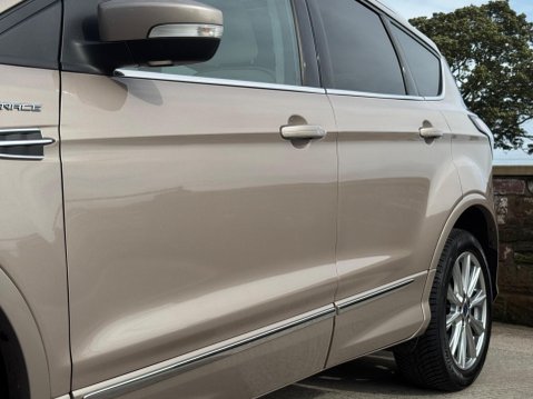 Ford Kuga 2.0 TDCi Vignale Powershift AWD Euro 6 (s/s) 5dr 8