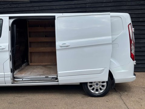 Ford Transit Custom 2.0 Transit Custom 300 Limited EcoBlue 5dr 26
