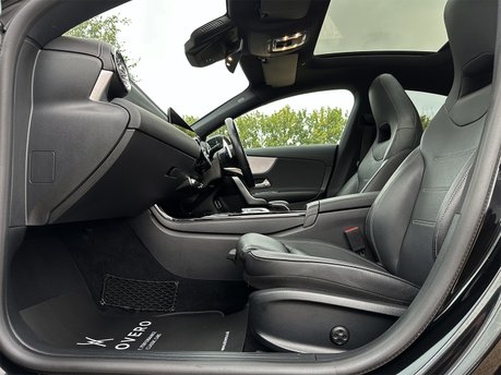 Mercedes-Benz CLA Class CLA 220 AMG LINE PREMIUM PLUS 36