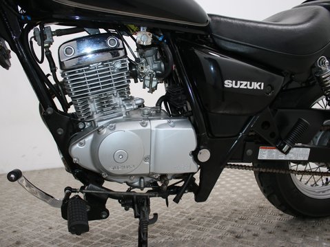 Suzuki Marauder 125 GZ 125 K4 29