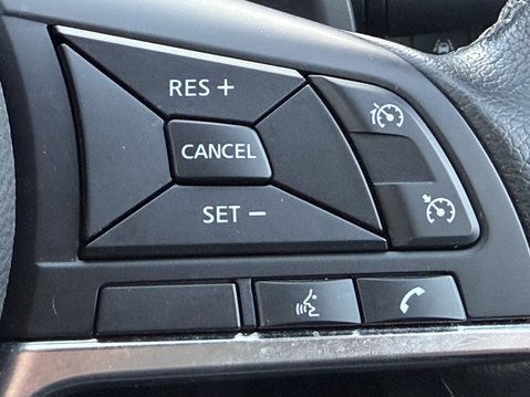 Nissan Juke 1.0 DiG-T 114 N-Connecta 5dr DCT 32