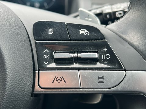 Hyundai TUCSON T-GDI PREMIUM 32