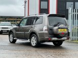 Mitsubishi Shogun 3.2 DI-DC SG3 SUV 5dr Diesel Auto 4WD Euro 5 LWB (197 ps) 21