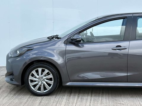 Toyota Yaris 1.5 Yaris Icon HEV CVT 5dr 55