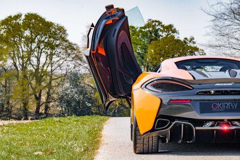 McLaren 570S 570 S Coupe 7