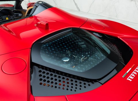 Ferrari SF90 Spider 37