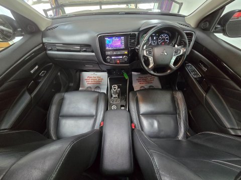 Mitsubishi Outlander 2.0h 12kWh 4hs CVT 4WD Euro 6 (s/s) 5dr 23