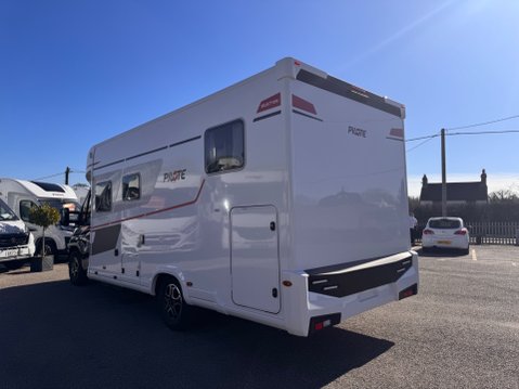 Pilote P720FGJ Selection 8