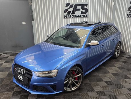 Audi RS4 4.2 FSI V8 Estate 5dr Petrol S Tronic quattro Euro 5 (450 ps) 41