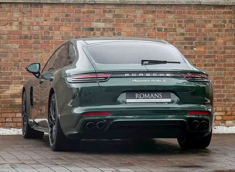 Porsche Panamera Turbo S E-Hybrid 3