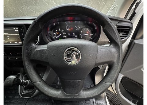 Vauxhall Vivaro 1.5 Turbo D 2700 Dynamic Panel Van 6dr Diesel Manual L1 H1 Euro 6 (s/s) (10 49