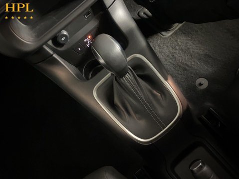 Citroen C3 1.2 PureTech PLUS Hatchback 5dr Petrol EAT6 Euro 6 (s/s) (110 ps) Air Con - 16
